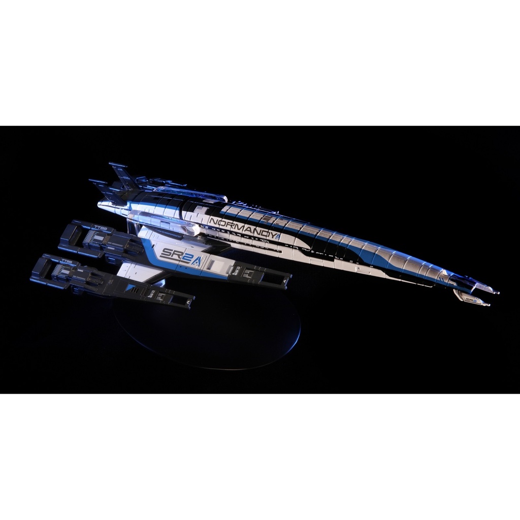Mass Effect 3 Normandy SR-2 Die-cast Space Ship Replica