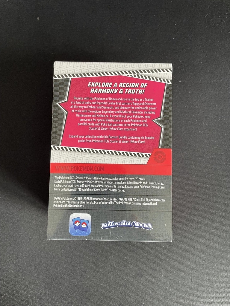 Pokémon TCG White Flare Booster Bundle