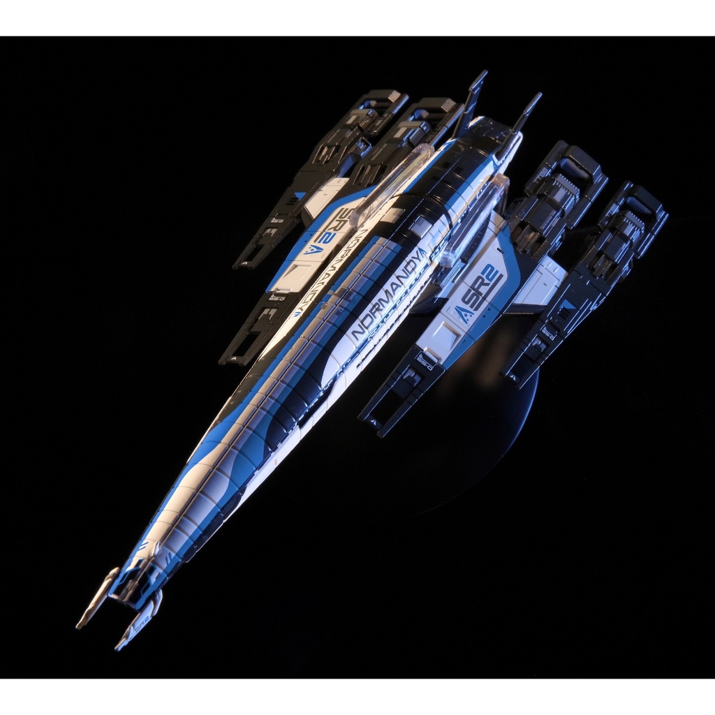 Mass Effect 3 - Normandy SR-2 Die-Cast Space Ship Replica